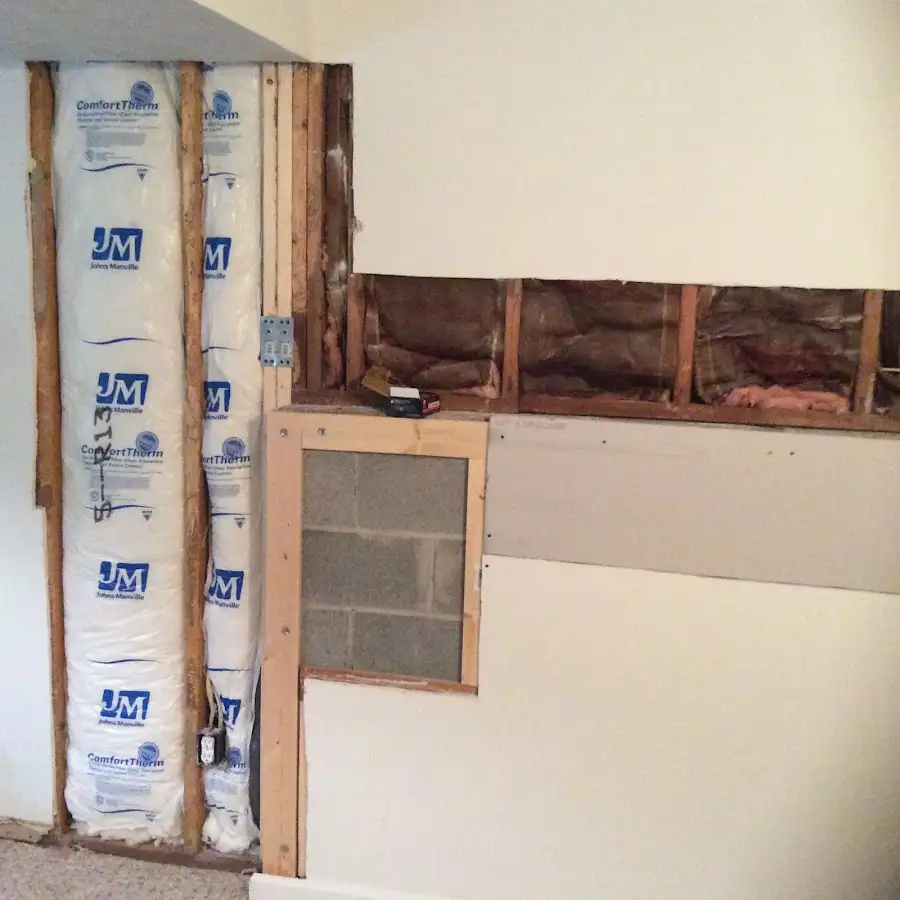 Wall insulation replacement during Structural Drying in Somerton